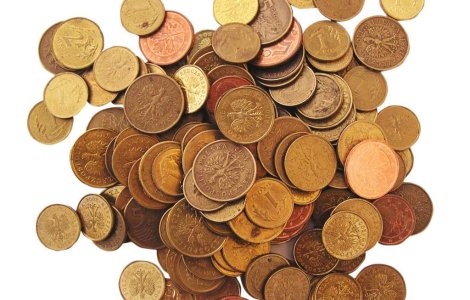 Peugeot si Renault platesc statului francez ajutorul primit anul trecut