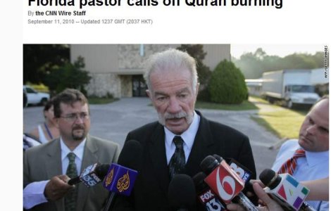 Pastorul Terry Jones nu va mai arde Coranul