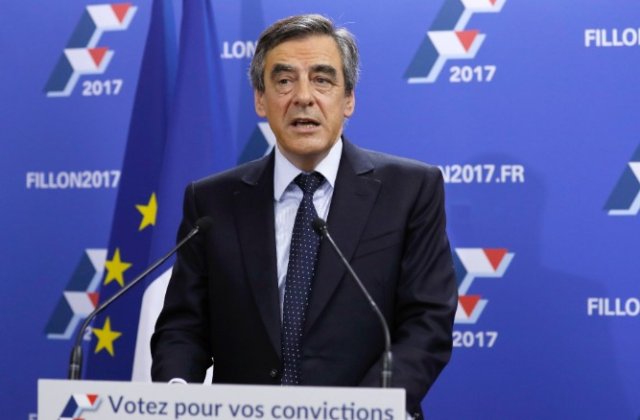 Fillon, despre Hollande: Presedintele admite, cu luciditate, ca esecul sau evident il impiedica sa mearga mai departe