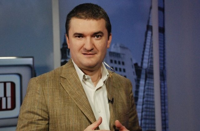 Jurnalistul Dorin Chiotea, suspendat de la Realitatea TV pentru ca a laudat transmisia Antenei 3 de la parada de 1 Decembrie