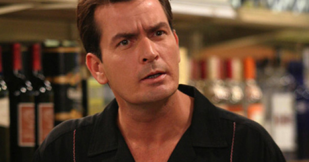 Charlie Sheen a anuntat ca a scapat de HIV