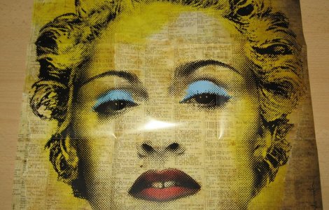 Madonna si-a vandut obiecte personale la o licitatie