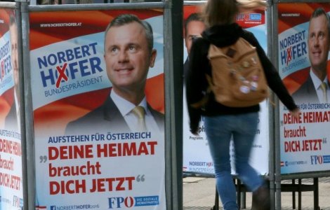 Austria: Extremistii si-au recunoscut infrangerea in alegerile prezidentiale