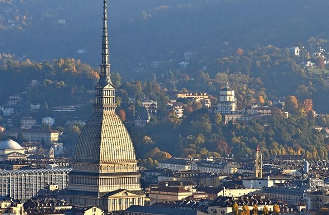 Orasul din Europa unde limba romana a devenit a doua limba oficiala