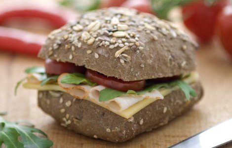 Cum au economisit romanii banii anul acesta?