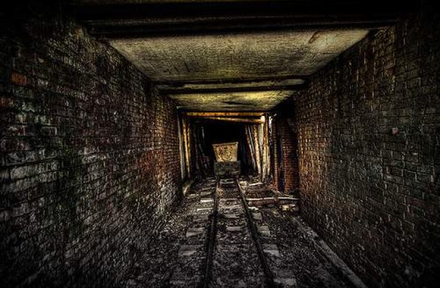 Minerii din Chile, inca in subteran