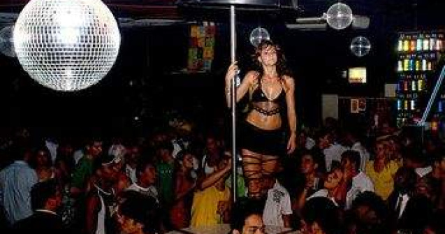 Romance acuzate de prostitutie in Roma