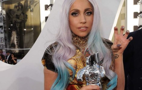 Lady Gaga si-a anuntat noul album