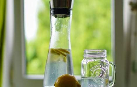  Top  6 bauturi ieftine care iti curata organismul de toxine