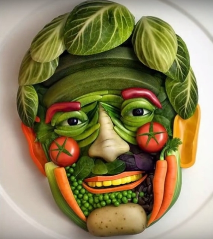 Fata realizata din legume