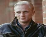 Daniel Craig