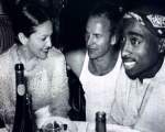 Madonna, Sting si Tupac
