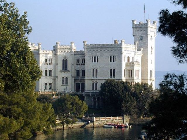 Castelul Miramare, Italia