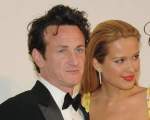 Sean Penn si Petra Nemcova