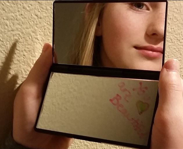 9. Vorbeste pozitiv cu tine insuti