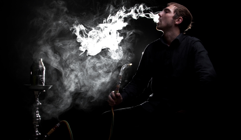 15. Sa fumezi narghilea