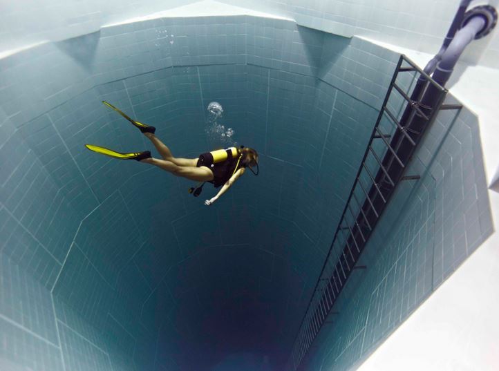 5. Nemo 33, Bruxelles - cea mai adanca piscina din lume