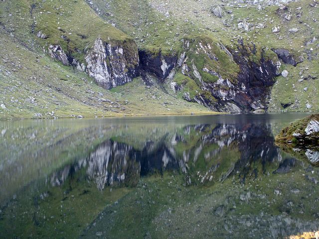 Peisaj impresionant in Muntii Fagaras: Balea Lac