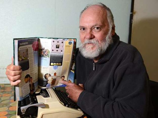 A scris numerele de la 1 la 1.000.000.000 folosindu-se de litere...