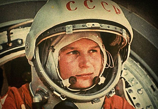 10. Yuri Gagarin - Primul om care a orbitat planeta