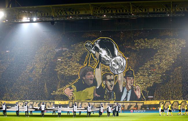 2. Signal Iduna Park, Dortmund, Germania - 80.700 locuri