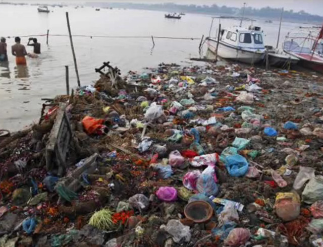 Gunoaie, gunoaie, gunoaie