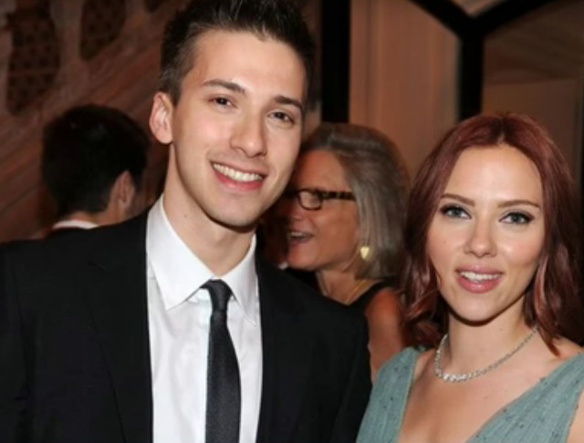 Hunter si Scarlett Johansson