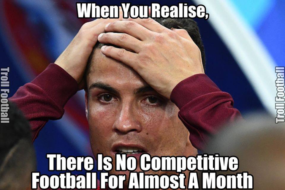 Nu vom mai avea competitii mari de fotbal timp de o luna