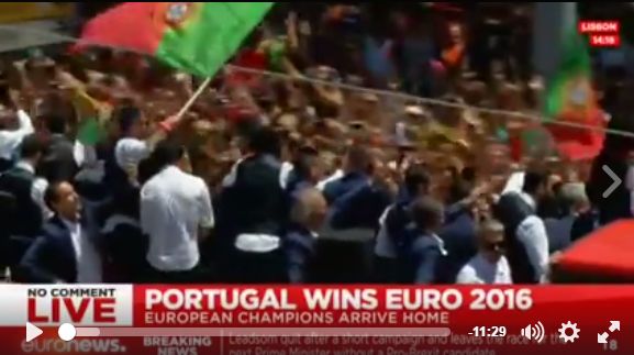 Parada din centrul Lisabonei - No Comment