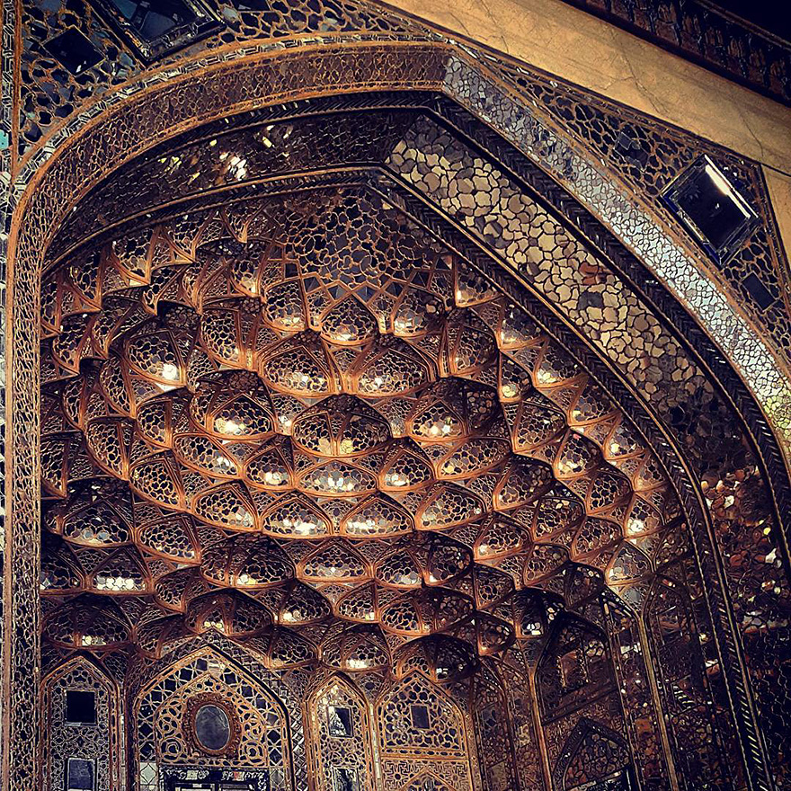 Palatul lui Shah Abbas Safavi, Iran, vechi de 400 de ani