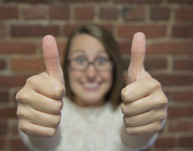 Italienii vorbesc tare si gesticuleaza mult