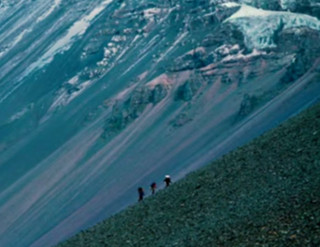 Nu te bloca in propria lume, caci scopul vietii este sa explorezi si sa experimentezi