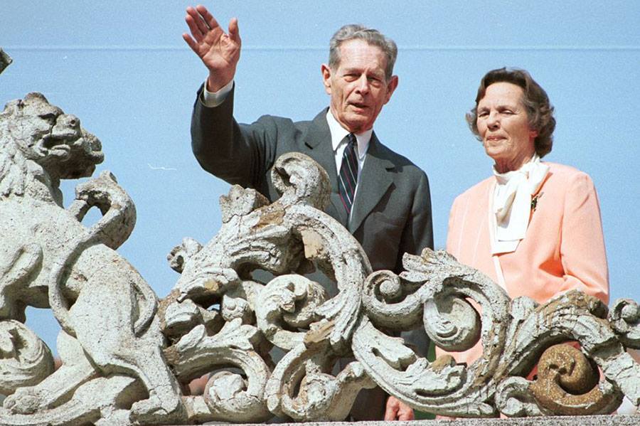 A fost voluntar in al Doilea Razboi Mondial