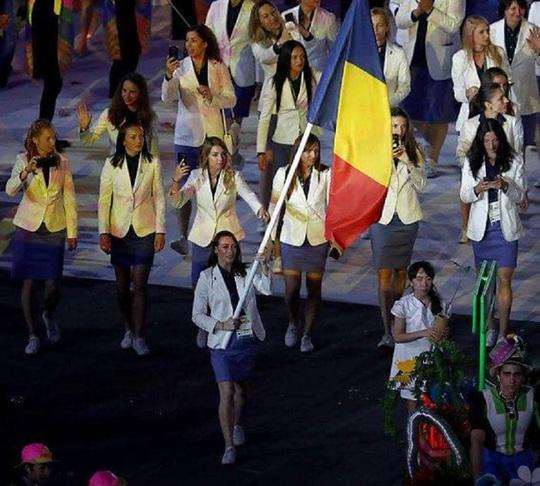 Romania a fost a 157-a delegatie si a avut-o portdrapel pe Catalina Ponor