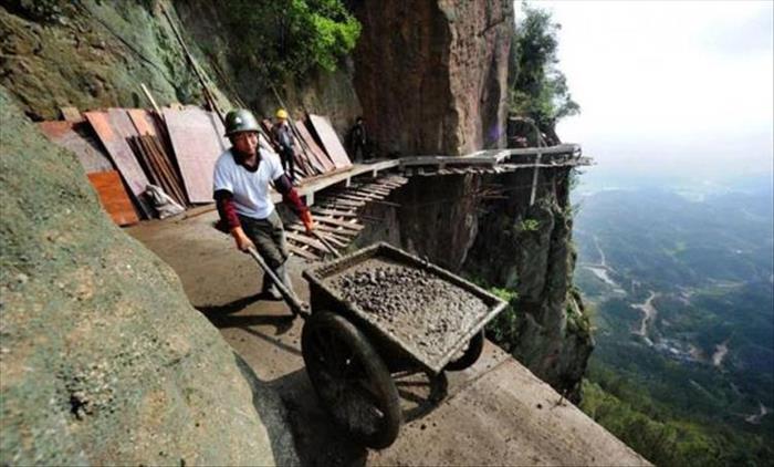 3. Unul din momentele in care nu ai vrea sa ti-o ia roaba la vale