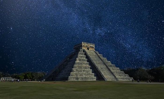 6. Chichen Itza