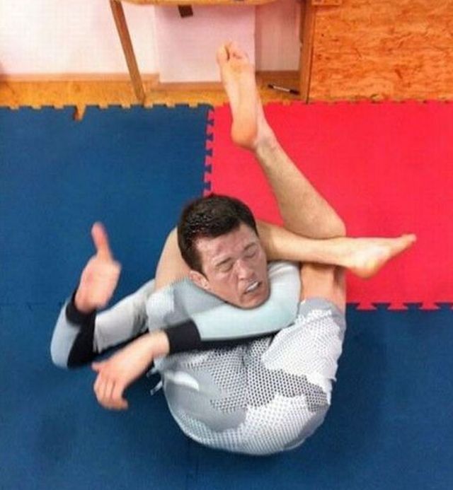 Cei mai flexibili oameni de pe internet