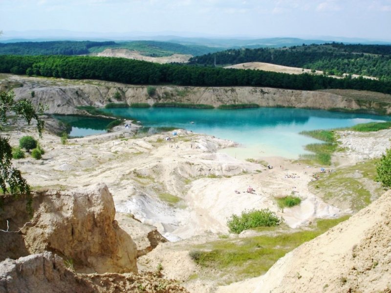 5. Laguna albastra de la Aghires