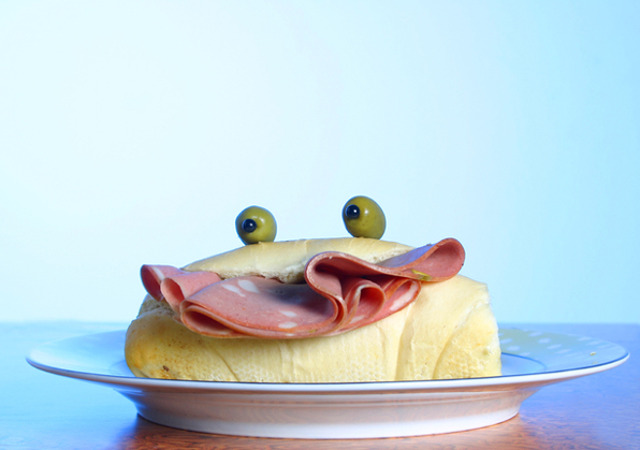 "Arta cu cei mai multi adepti ramane totusi arta culinara" (Valeriu Bratulescu)