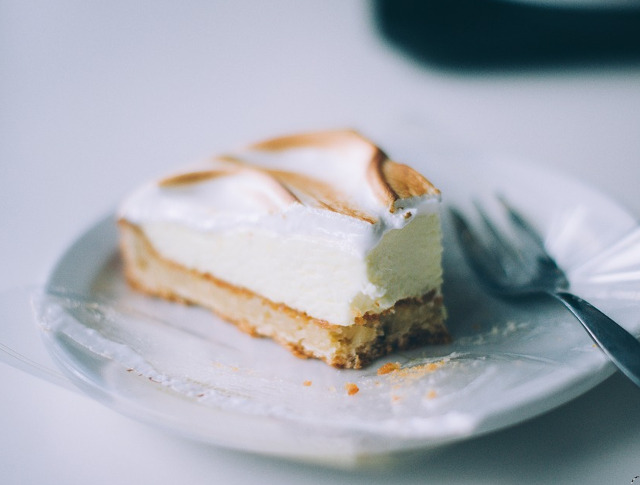 Evita alimentele care contin carbohidrati simpli si zahar procesat