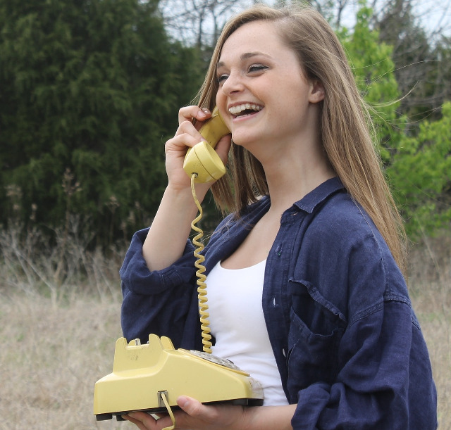 Vorbesti singur si te amuzi de ce spui