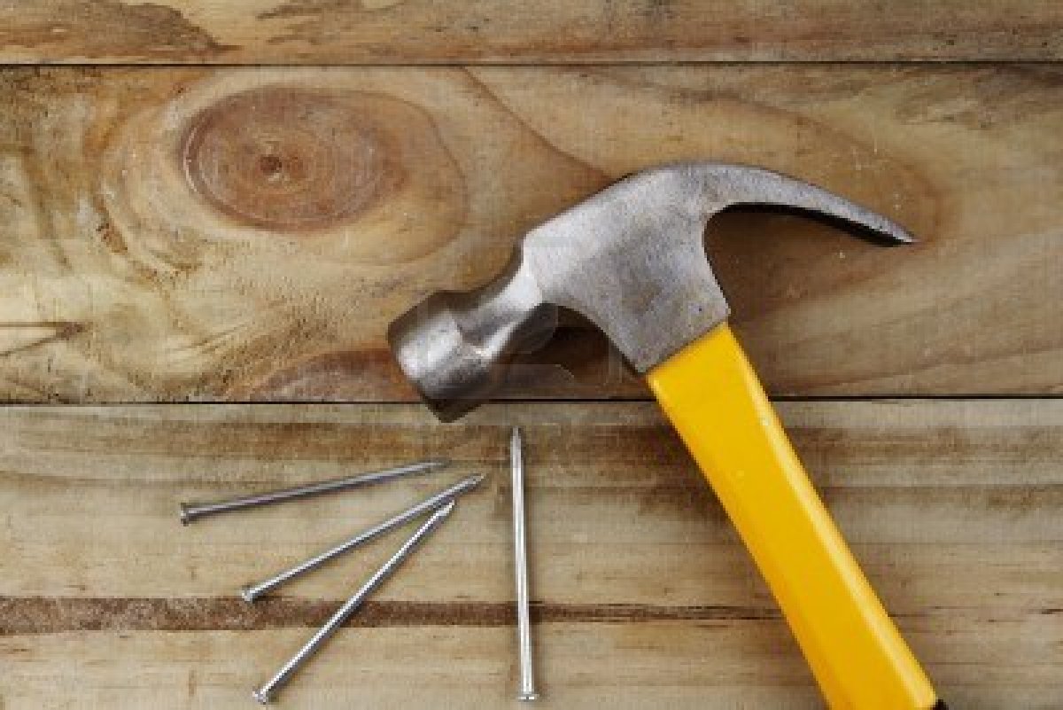 Daca tot ce ai in jur este un ciocan toate obiectele din jur ti se par cuie