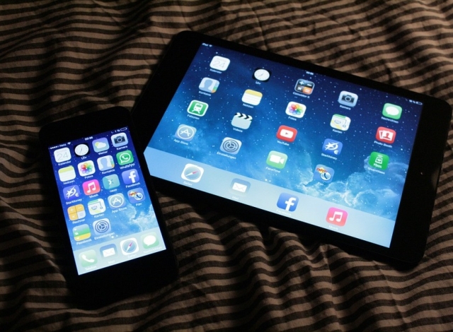 Telefonul deschis si in imediata apropiere 24/7