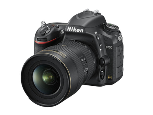 Aparatul DSLR Nikon D750 body
