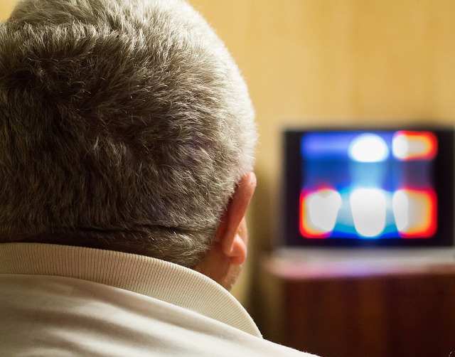 Te uiti prea mult la televizor