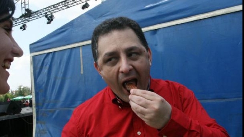 "Puteam sa stau acasa si sa imi vad de viata, dar demnitatea mea e atat de mare incat o vreau inapoi" - Marian Vanghelie, fostul primar al Sectorului 5