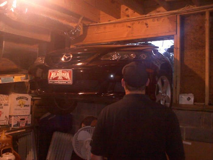 "Ti-am zis ca vin in vizita!"