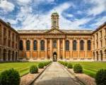 Universitatea Oxford a fost fundata inainte de ridicarea imperiul Aztec