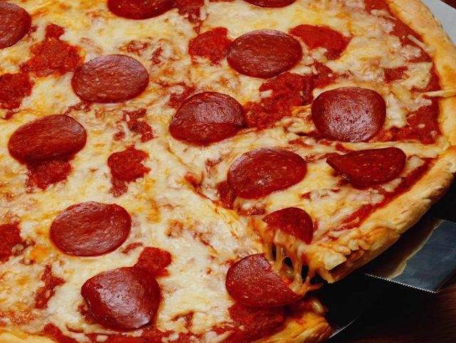 Nu cere mai multa branza sau mai mult prmezan in Italia