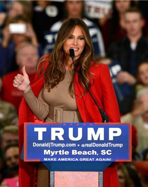 Melania Trump nu se va muta la Casa Alba